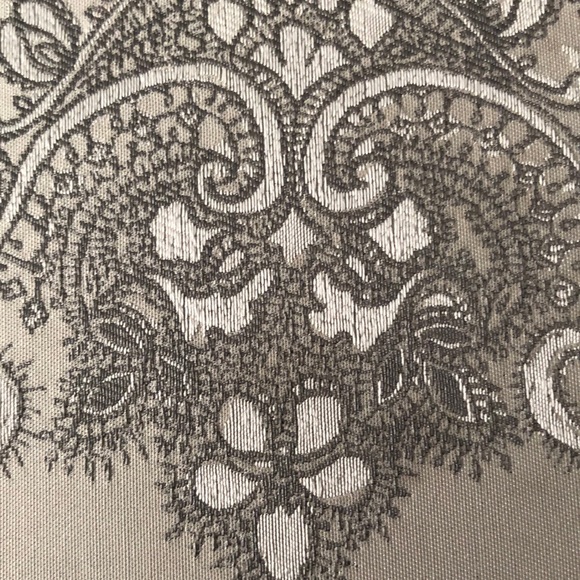 Meet your Posher, Quynh - Picture 1 of 1